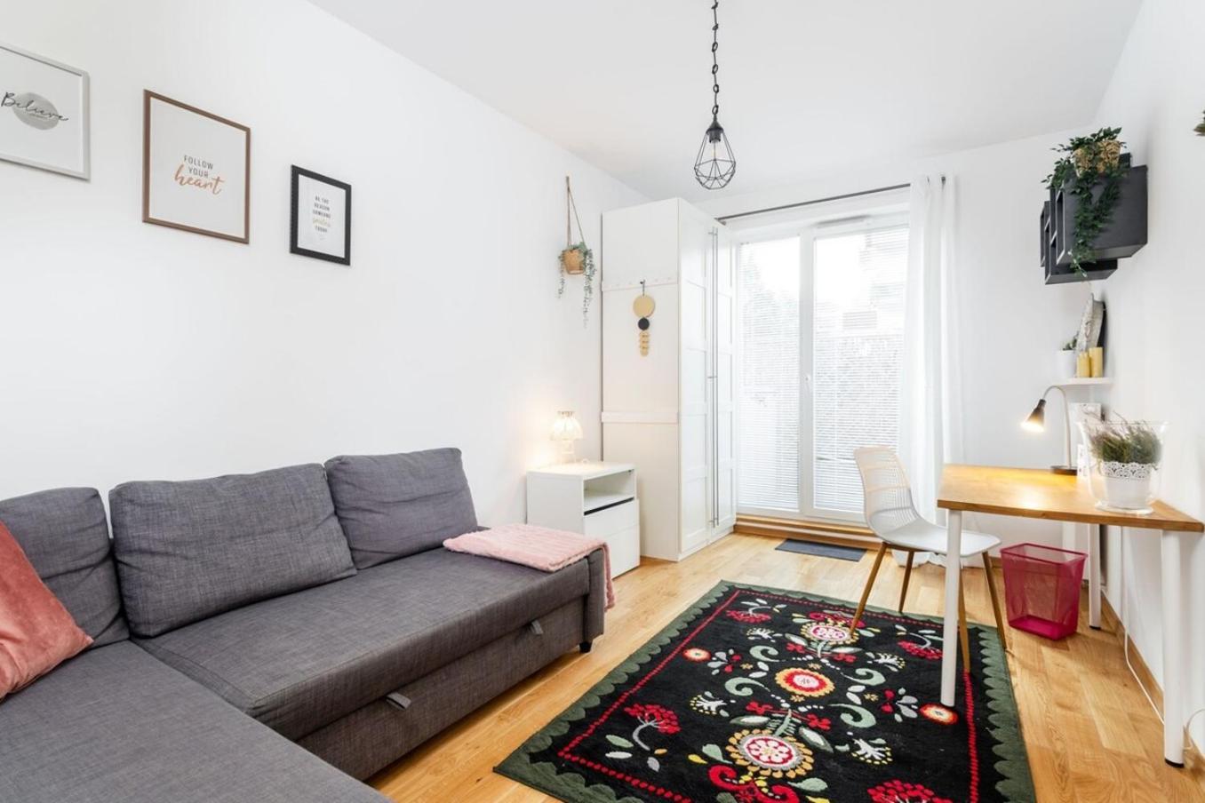 Modern 70M Apartment With Private Garden Metro Varšava Exteriér fotografie