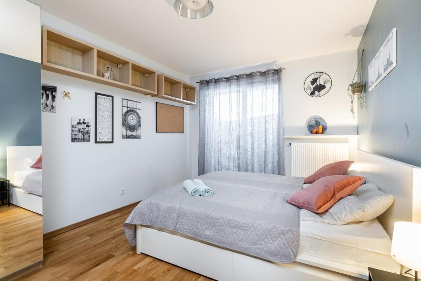 Modern 70M Apartment With Private Garden Metro Varšava Exteriér fotografie